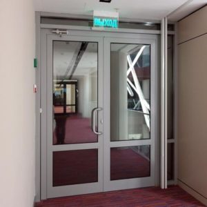 Противопожарная двупольная дверь / серия FRM7251 Противопожарная двупольная дверь / серия FRM7251